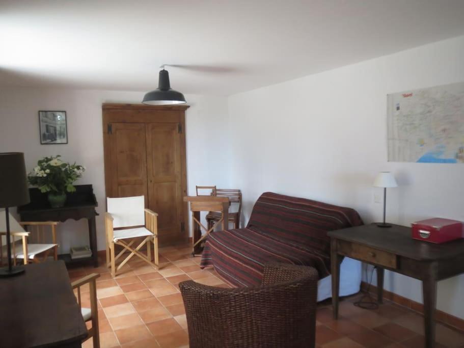 La Maison Du Prieure Vezenobres Eksteriør bilde